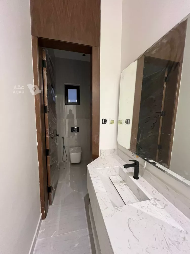 Villa for Sale in Riyadh Al Mahdiyah 12