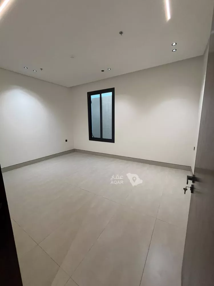 Apartment for Sale in Riyadh Al Mahdiyah 12