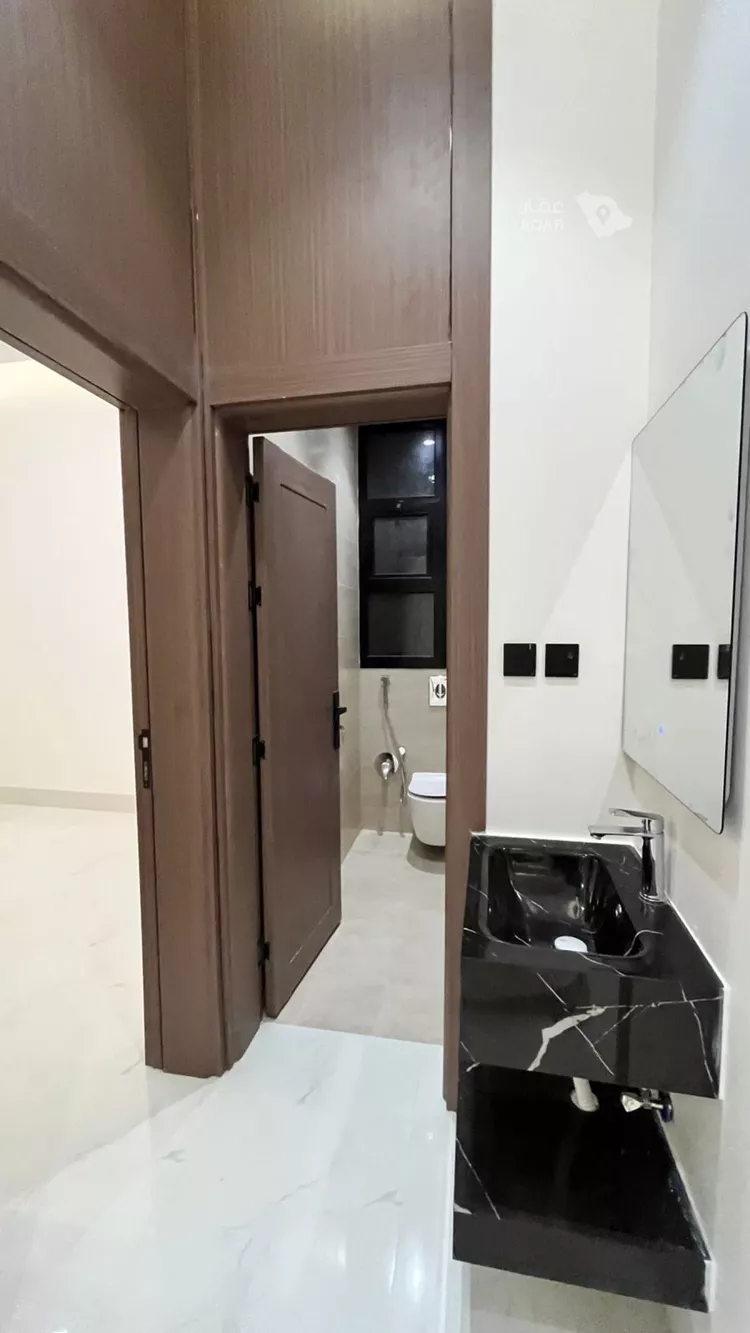 عمارة للبيع في شارع أبي عروة, حي المهدية, مدينة الرياض, منطقة الرياض 22