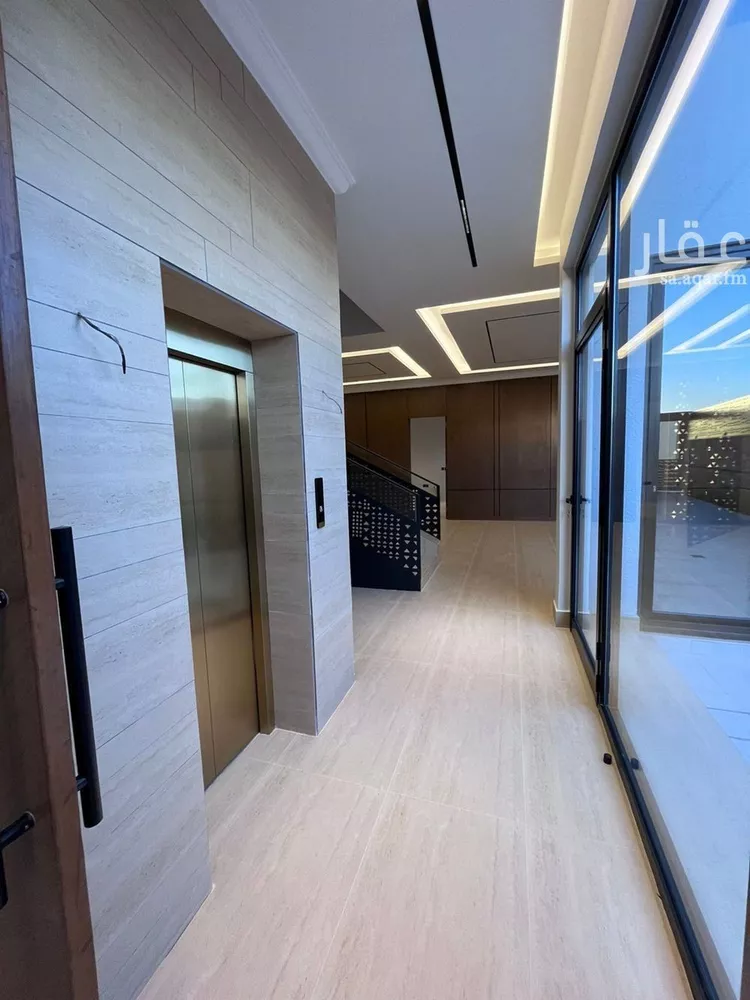 فيلا للبيع في شارع عبدالله النحوي, حي المهدية, مدينة الرياض, منطقة الرياض صورة 5