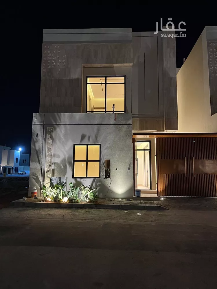 فيلا للبيع في شارع أبي الشيخ الأصبهاني, حي المهدية, مدينة الرياض, منطقة الرياض صورة 2