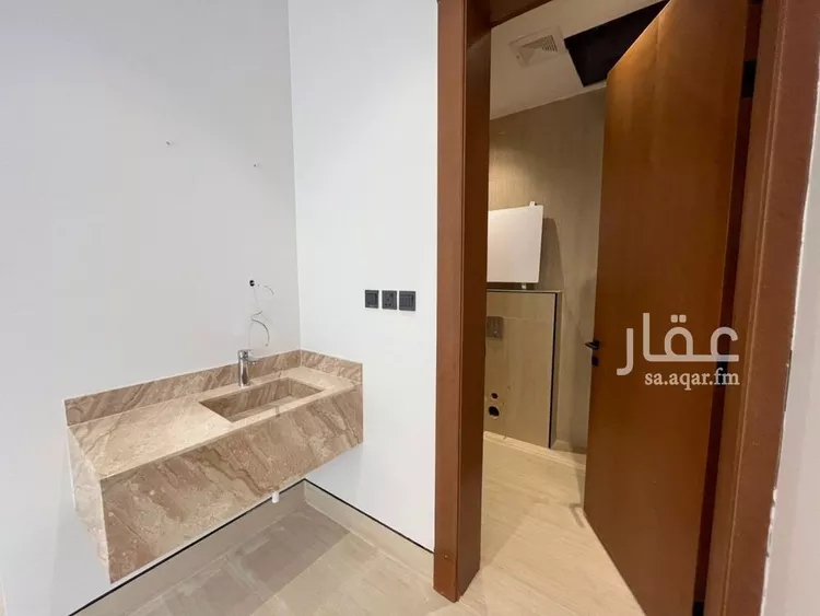Villa for Sale in Riyadh Al Mahdiyah 9