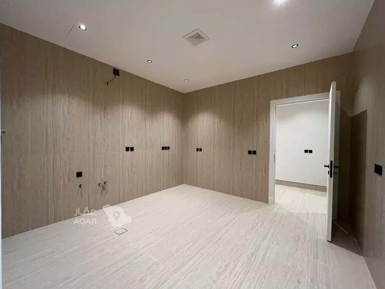 Villa for Sale in Riyadh Al Mahdiyah 9