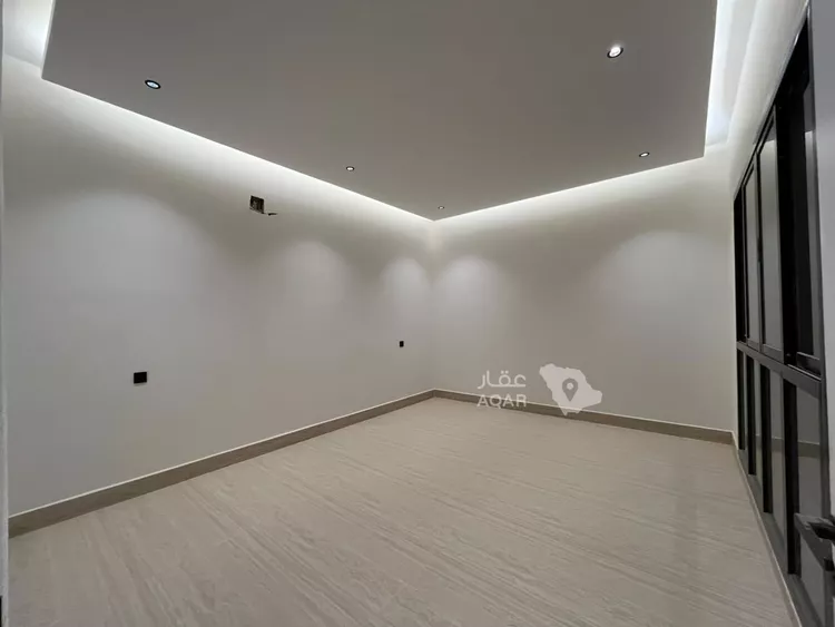 Villa for Sale in Riyadh Al Mahdiyah 21