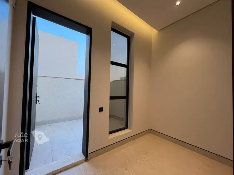 Villa for Sale in Riyadh Al Mahdiyah 16