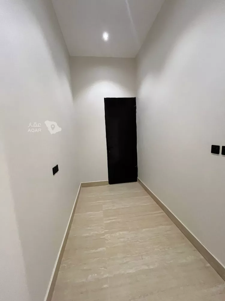 فيلا للبيع في شارع عبدالقادر بن عبدالوارث, حي المهدية, مدينة الرياض, منطقة الرياض 17