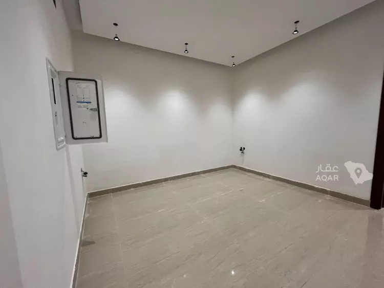 Villa for Sale in Riyadh Al Mahdiyah 15