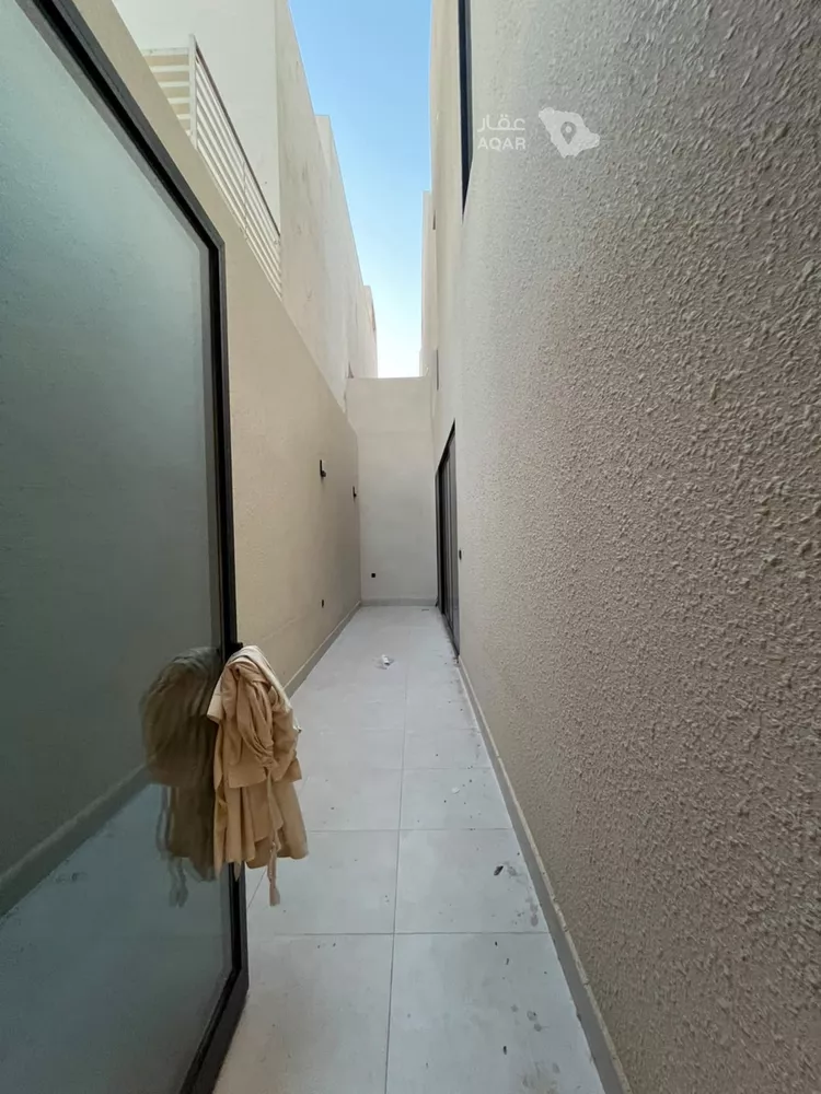 Villa for Sale in Riyadh Al Mahdiyah 21