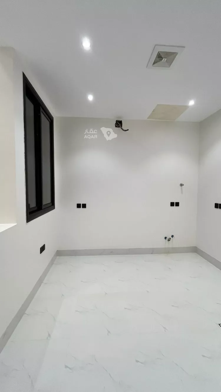 عمارة للبيع في شارع أبي عروة, حي المهدية, مدينة الرياض, منطقة الرياض 18