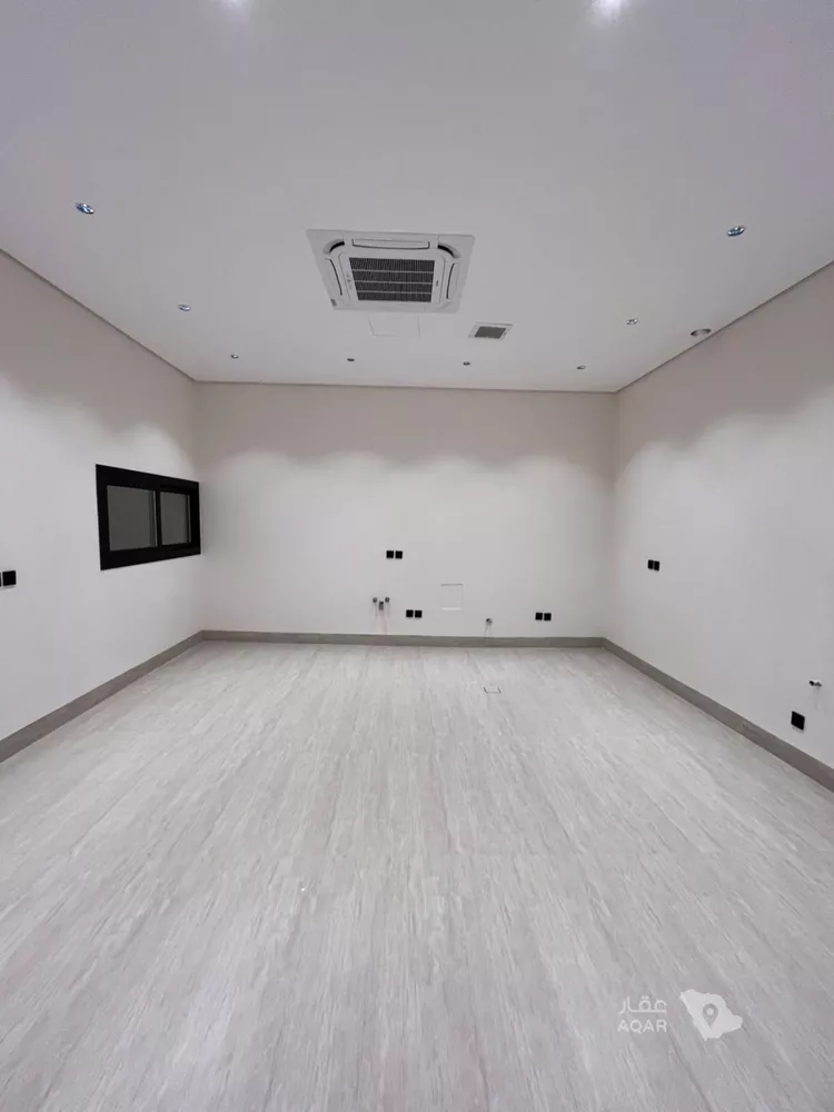 Villa for Sale in Riyadh Al Mahdiyah 19