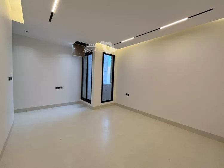 فيلا للبيع في شارع لطف بن سعد السميني, حي المهدية, مدينة الرياض, منطقة الرياض 16