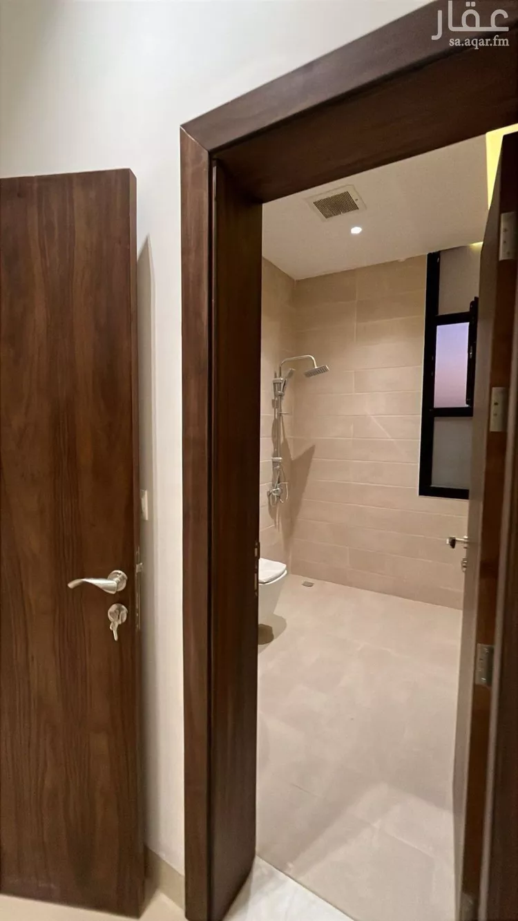 فيلا للبيع في شارع شهيد الدين ثم الوطن هشام سعد ناصر جميعه, حي المهدية, مدينة الرياض, منطقة الرياض صورة 4