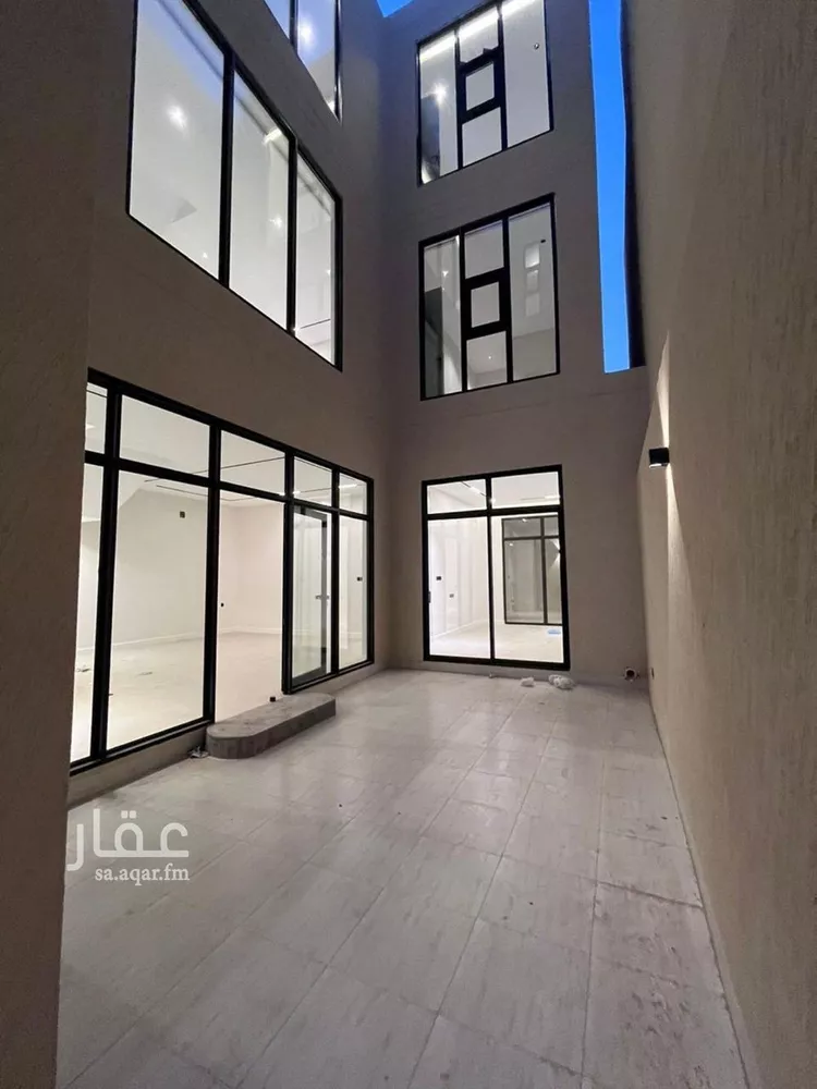 فيلا للبيع في شارع ابي علي الصيرفي, حي المهدية, مدينة الرياض, منطقة الرياض صورة 5