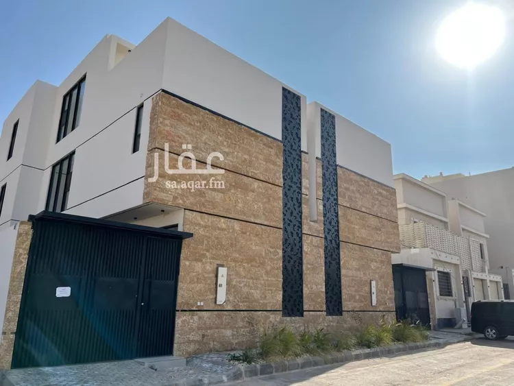 فيلا للبيع في شارع أحمد بن الحسن الأنصاري, حي المهدية, مدينة الرياض, منطقة الرياض صورة 4