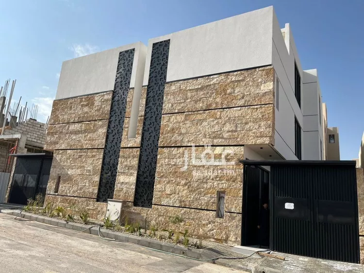 فيلا للبيع في شارع أحمد بن الحسن الأنصاري, حي المهدية, مدينة الرياض, منطقة الرياض صورة 3