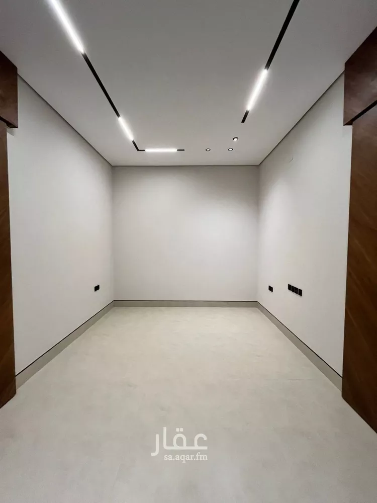 فيلا للبيع في شارع عبدالقادر بن عبدالوارث, حي المهدية, مدينة الرياض, منطقة الرياض صورة 5