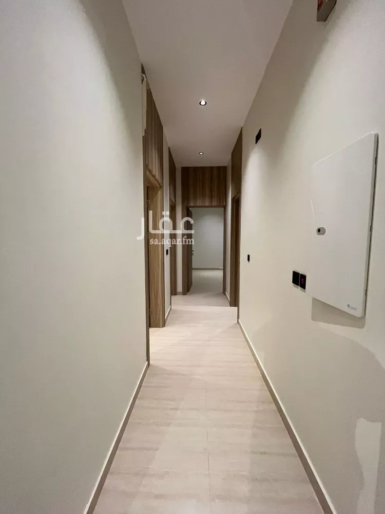 عمارة للبيع في شارع أبي عروة, حي المهدية, مدينة الرياض, منطقة الرياض 24