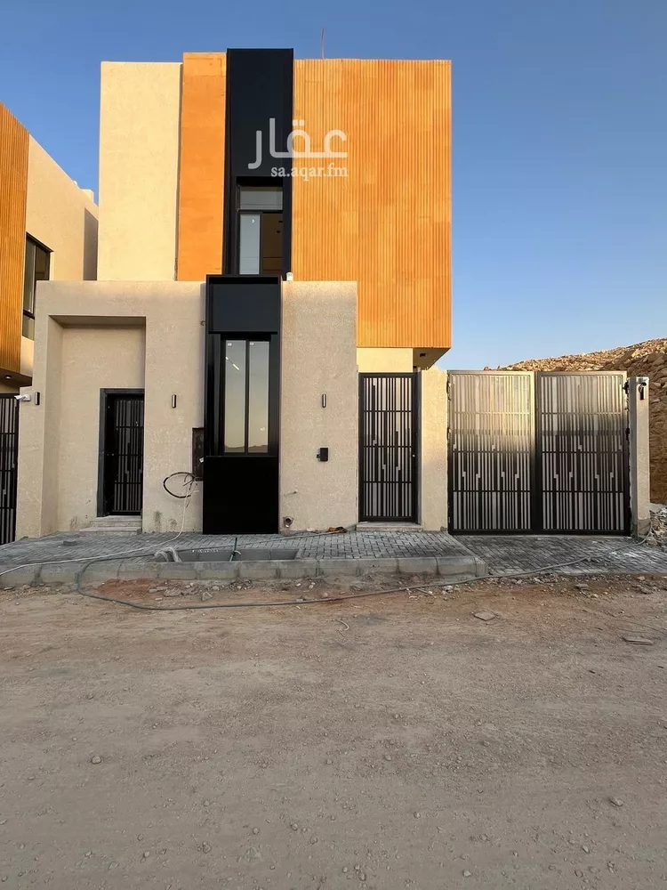 فيلا للبيع في شارع إبراهيم بن علي بن علوي, حي المهدية, مدينة الرياض, منطقة الرياض صورة 3