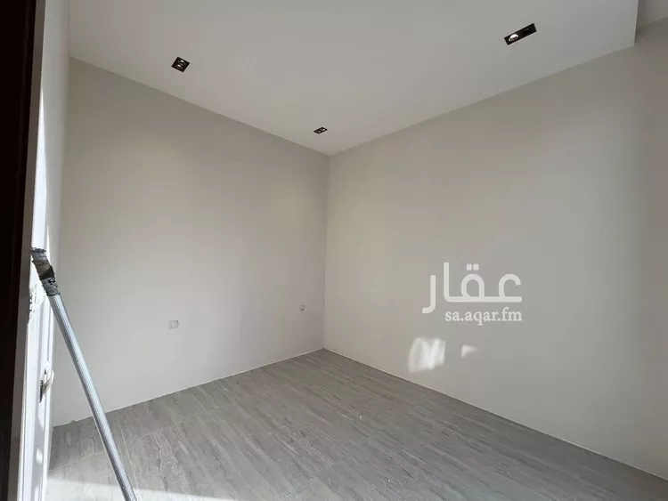 فيلا للبيع في شارع أمين بن محمد مرداد, حي المهدية, مدينة الرياض, منطقة الرياض 17