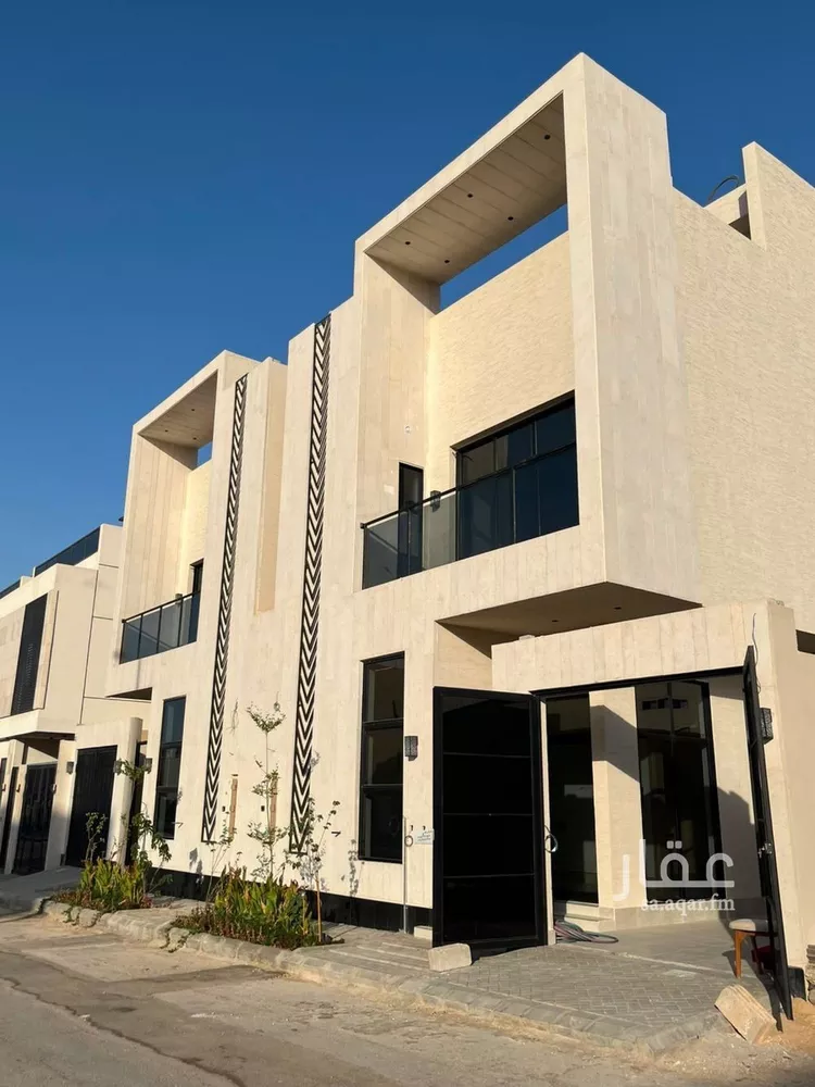 فيلا للبيع في شارع كرم الحربي, حي المهدية, مدينة الرياض, منطقة الرياض صورة 2