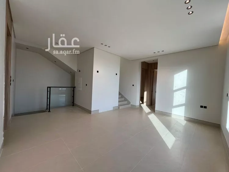 فيلا للبيع في شارع قطب الدين بن السلطان, حي المهدية, مدينة الرياض, منطقة الرياض 18