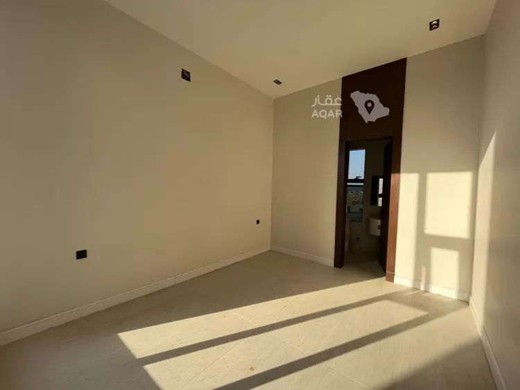 فيلا للبيع في شارع أبي الحسن الأسفرائيني, حي المهدية, مدينة الرياض, منطقة الرياض 29