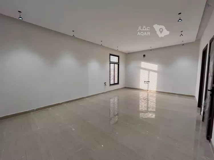 Villa for Sale in Riyadh Al Mahdiyah 17
