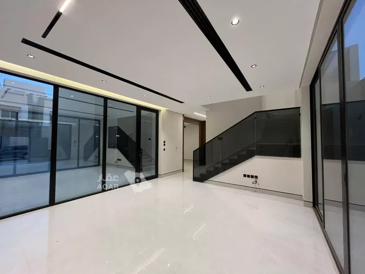 Villa for Sale in Riyadh Al Mahdiyah 12