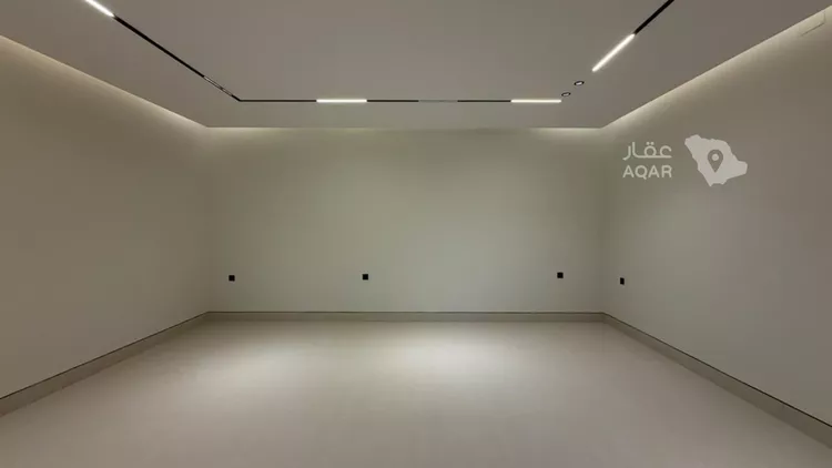 Villa for Sale in Riyadh Al Mahdiyah 12