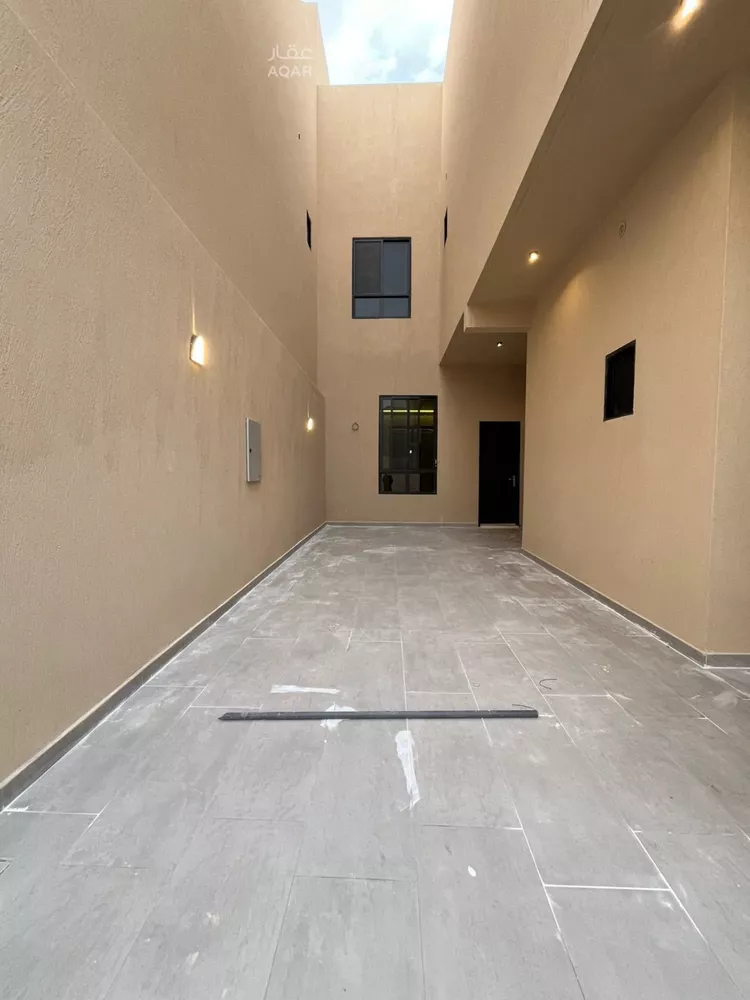 Villa for Sale in Riyadh Al Mahdiyah 5