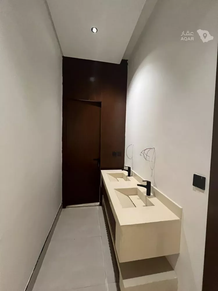 Apartment for Sale in Riyadh Al Mahdiyah 24