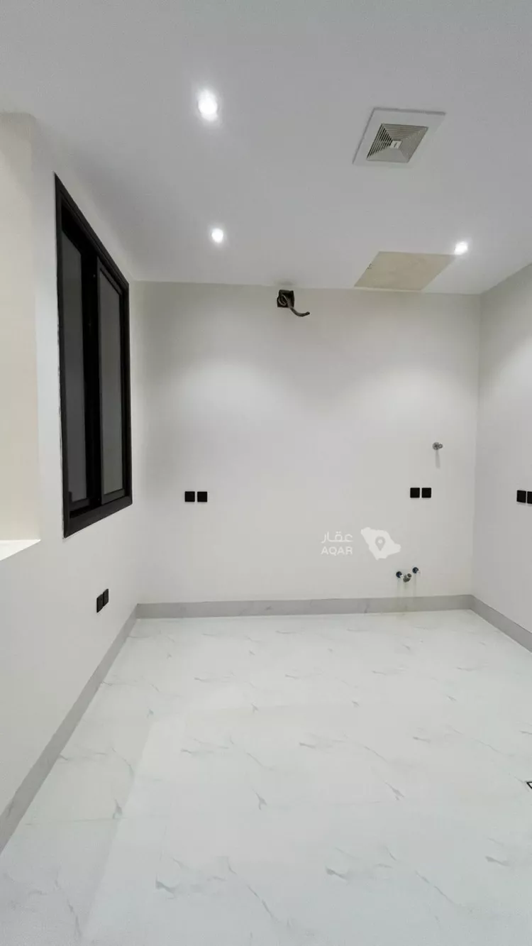 عمارة للبيع في شارع أبي عروة, حي المهدية, مدينة الرياض, منطقة الرياض 8