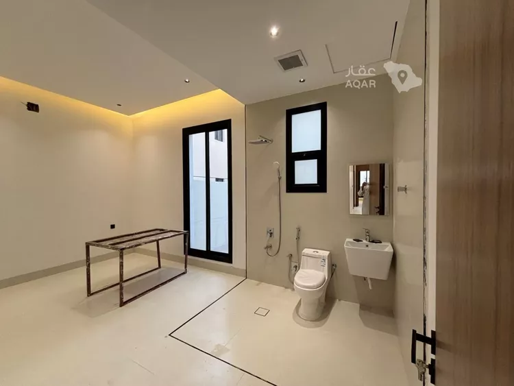 فيلا للبيع في شارع لطف بن سعد السميني, حي المهدية, مدينة الرياض, منطقة الرياض 22