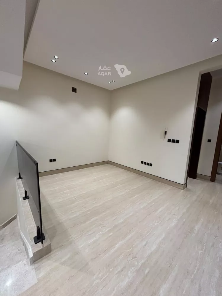 Villa for Sale in Riyadh Al Mahdiyah 18