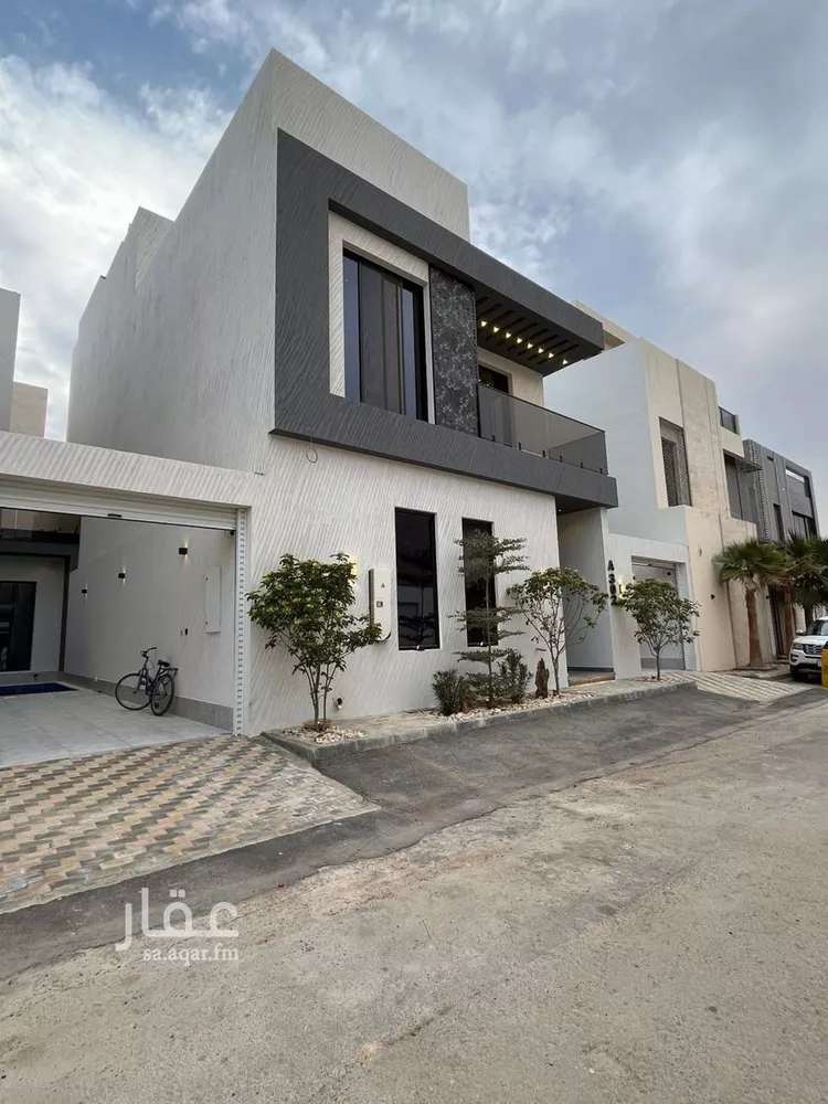 فيلا للبيع في شارع أبي الحسن الأسفرائيني, حي المهدية, مدينة الرياض, منطقة الرياض صورة 4