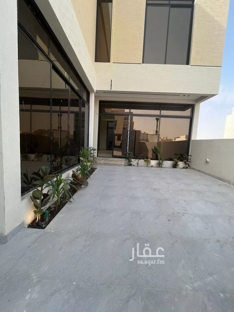 فيلا للبيع في شارع أحمد البرلسي, حي المهدية, مدينة الرياض, منطقة الرياض صورة 5