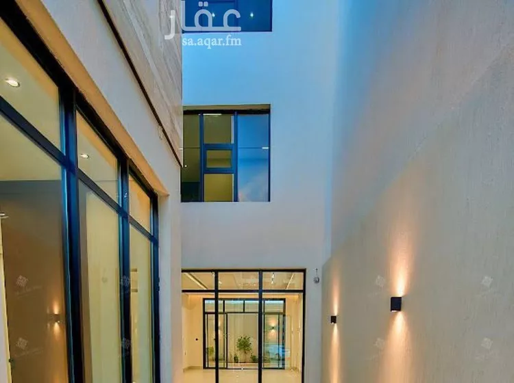 فيلا للبيع في شارع محمد الجبيلي, حي المهدية, مدينة الرياض, منطقة الرياض صورة 4