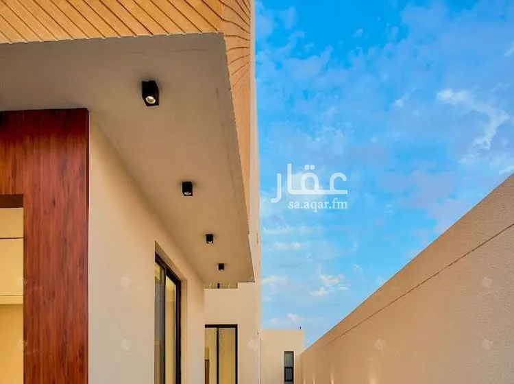 فيلا للبيع في شارع كرم الحربي, حي المهدية, مدينة الرياض, منطقة الرياض صورة 3