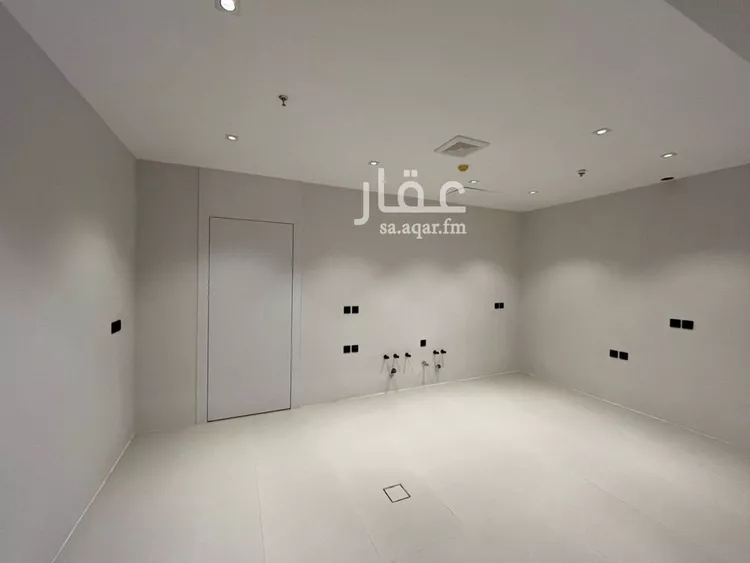 شقة للبيع في شارع ابي الشيخ الاصبهاني, حي المهدية, مدينة الرياض, منطقة الرياض 11