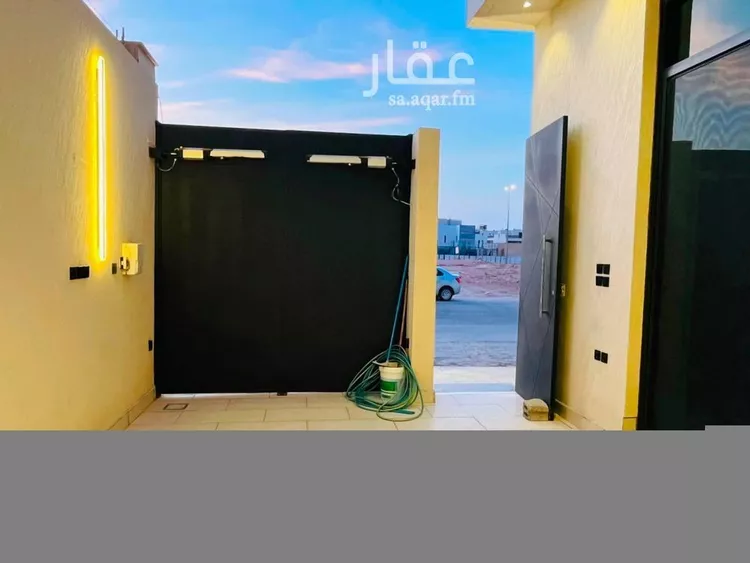 Villa for Sale in Riyadh Al Mahdiyah صورة 4