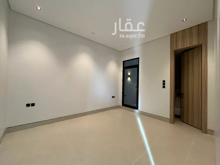 فيلا للبيع في شارع قطب الدين بن السلطان, حي المهدية, مدينة الرياض, منطقة الرياض 25