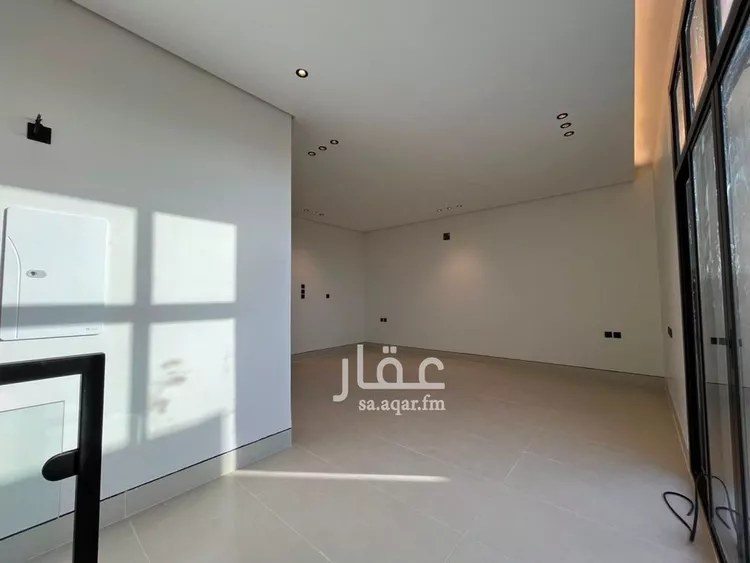 فيلا للبيع في شارع قطب الدين بن السلطان, حي المهدية, مدينة الرياض, منطقة الرياض 26
