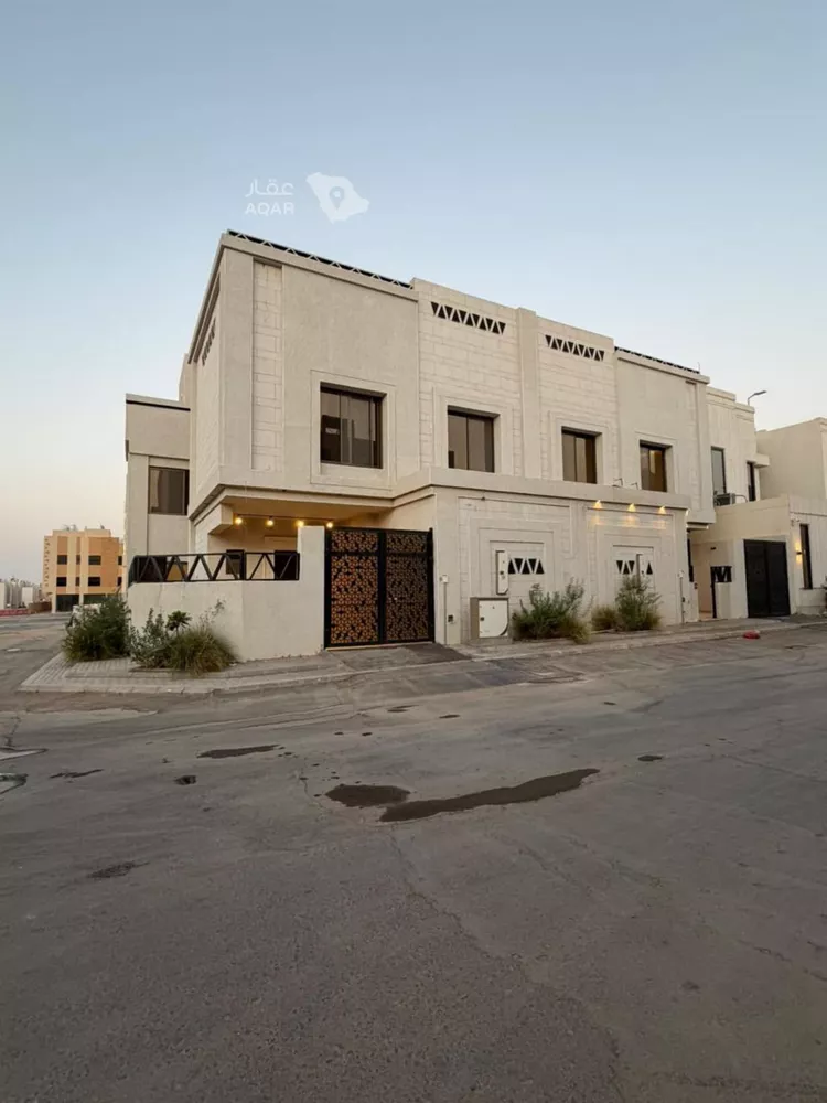 Villa for Sale in Riyadh Al Mahdiyah 4
