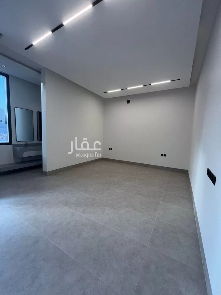 فيلا للبيع في شارع وادي الحسنا, حي المهدية, مدينة الرياض, منطقة الرياض صورة 5