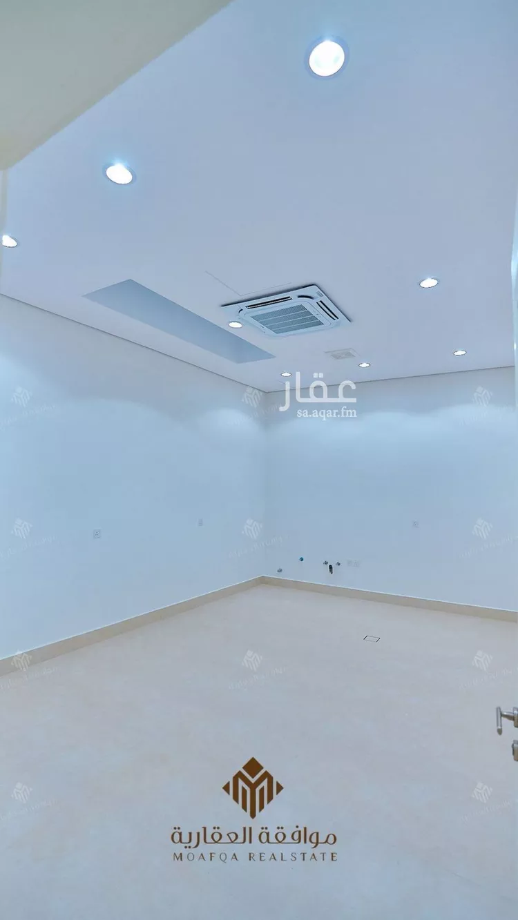 فيلا للبيع في شارع عبدالعزيز بن إسماعيل, حي المهدية, مدينة الرياض, منطقة الرياض 21