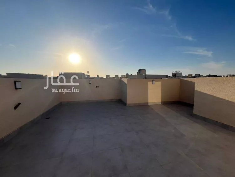 فيلا للبيع في شارع أحمد بن الحسن الأنصاري, حي المهدية, مدينة الرياض, منطقة الرياض 30