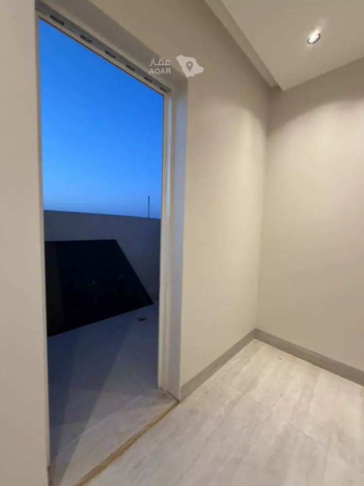 Villa for Sale in Riyadh Al Mahdiyah 28