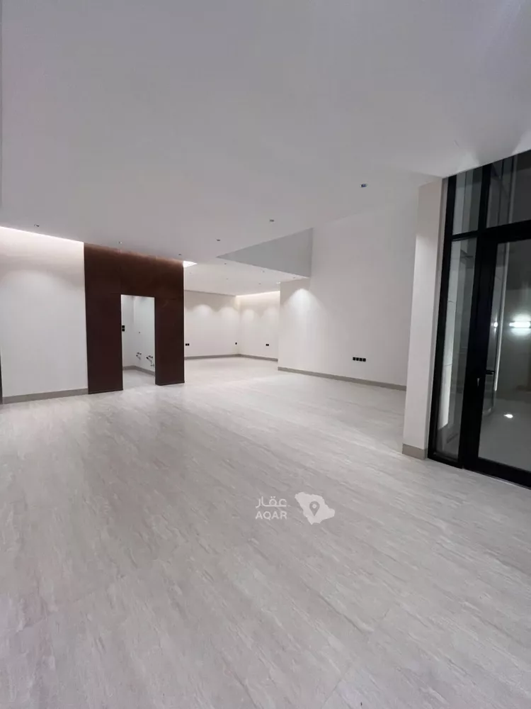 Villa for Sale in Riyadh Al Mahdiyah 17