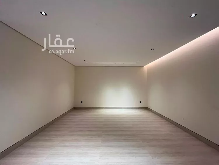 فيلا للبيع في شارع عبدالله النحوي, حي المهدية, مدينة الرياض, منطقة الرياض 7