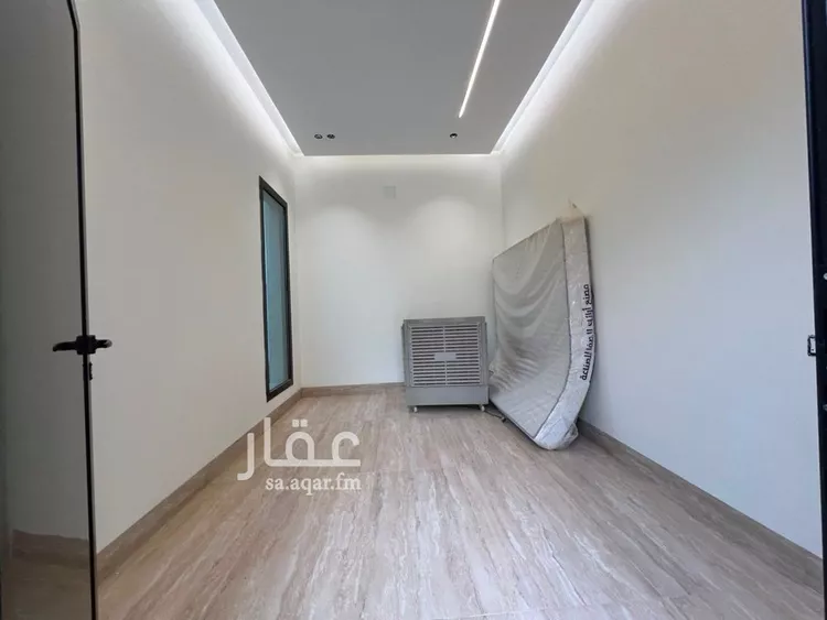 فيلا للبيع في شارع وادي الحسنا, حي المهدية, مدينة الرياض, منطقة الرياض 11